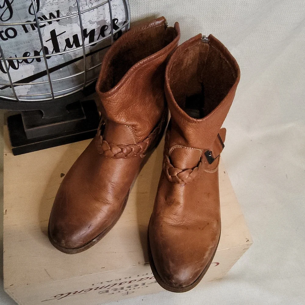Blackstone brandy luggage leather pull on booties made in Indonesia 39 8 8.5 - Picture 3 of 6